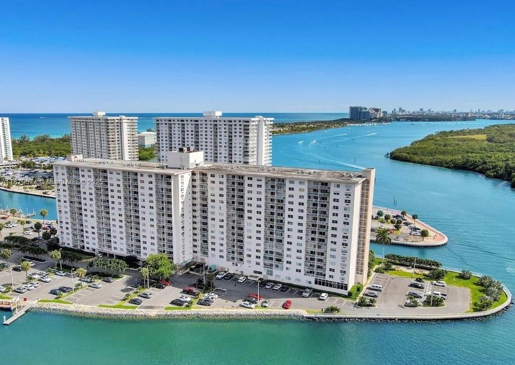 400 Kings Pt Dr #224