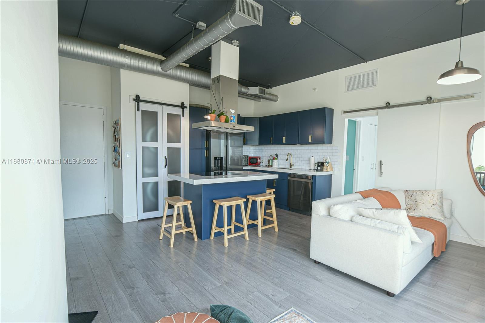 image Neo Condo11