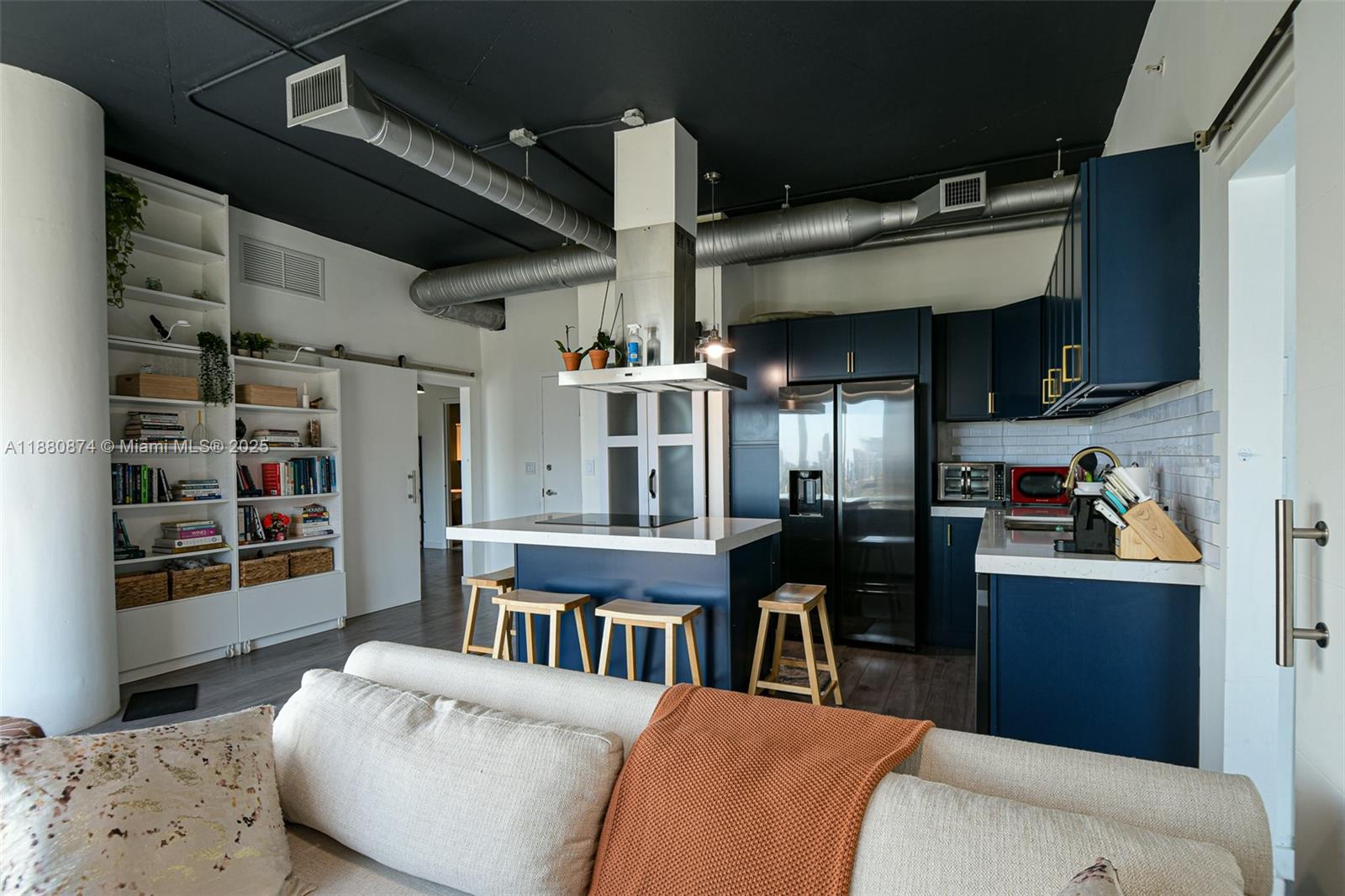 image Neo Condo15