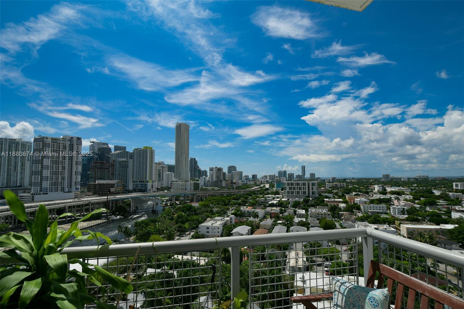 image Neo Condo44