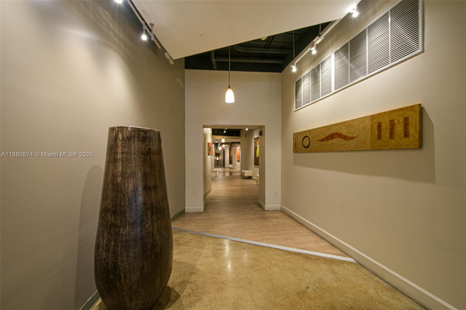 image Neo Condo4