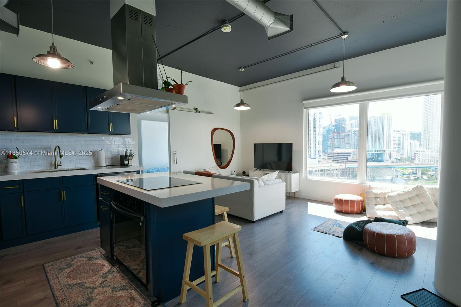 image Neo Condo8