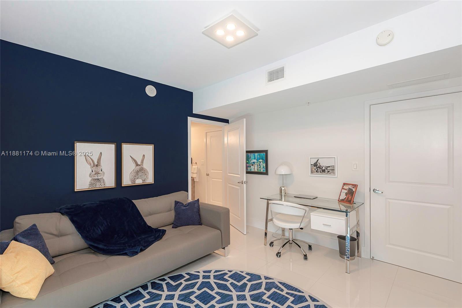 image 400 Sunny Isles Condo18