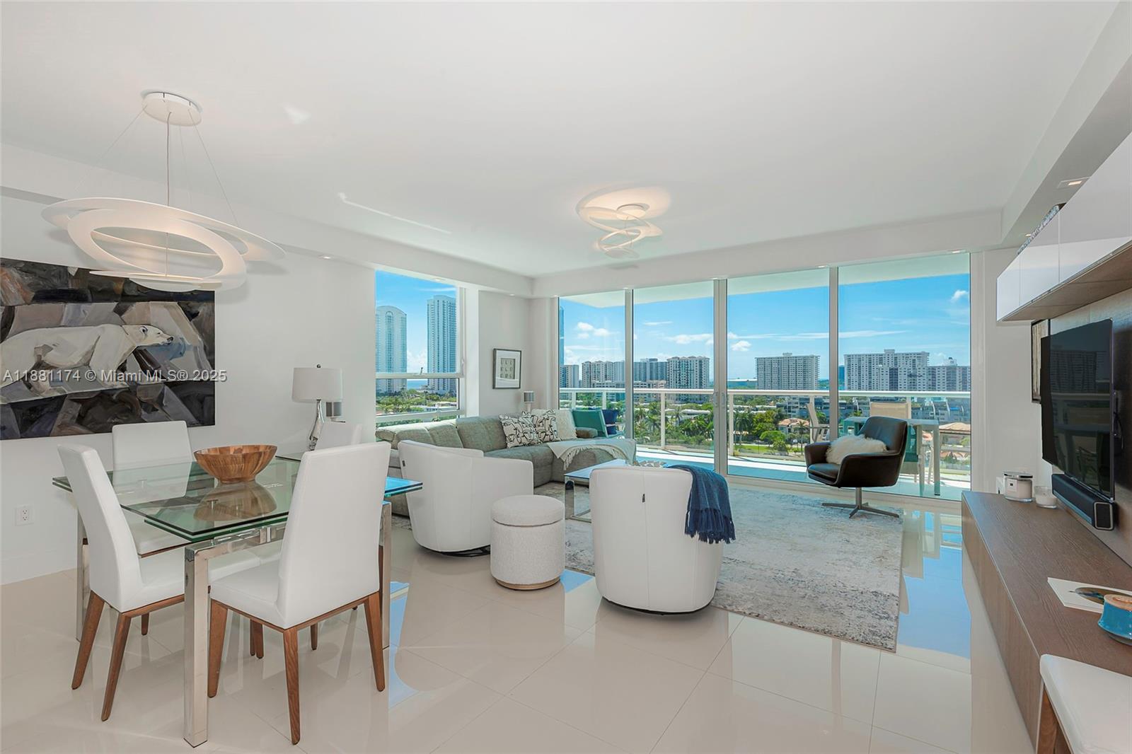 image 400 Sunny Isles Condo1