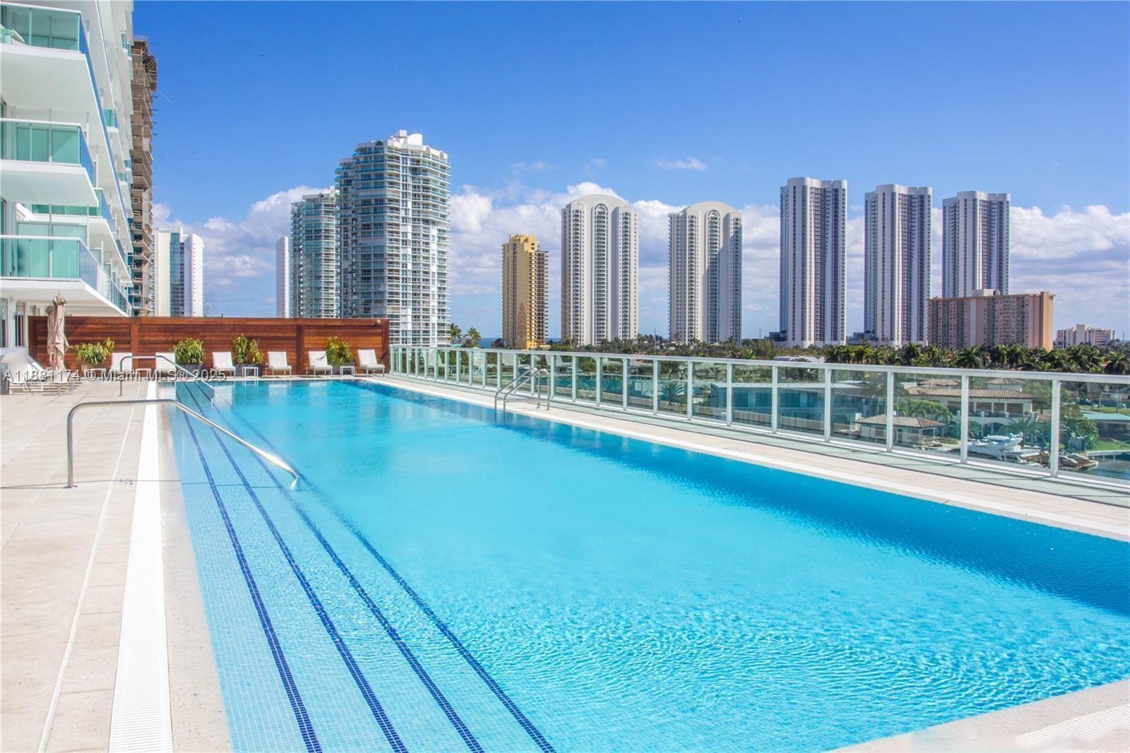 image 400 Sunny Isles Condo35