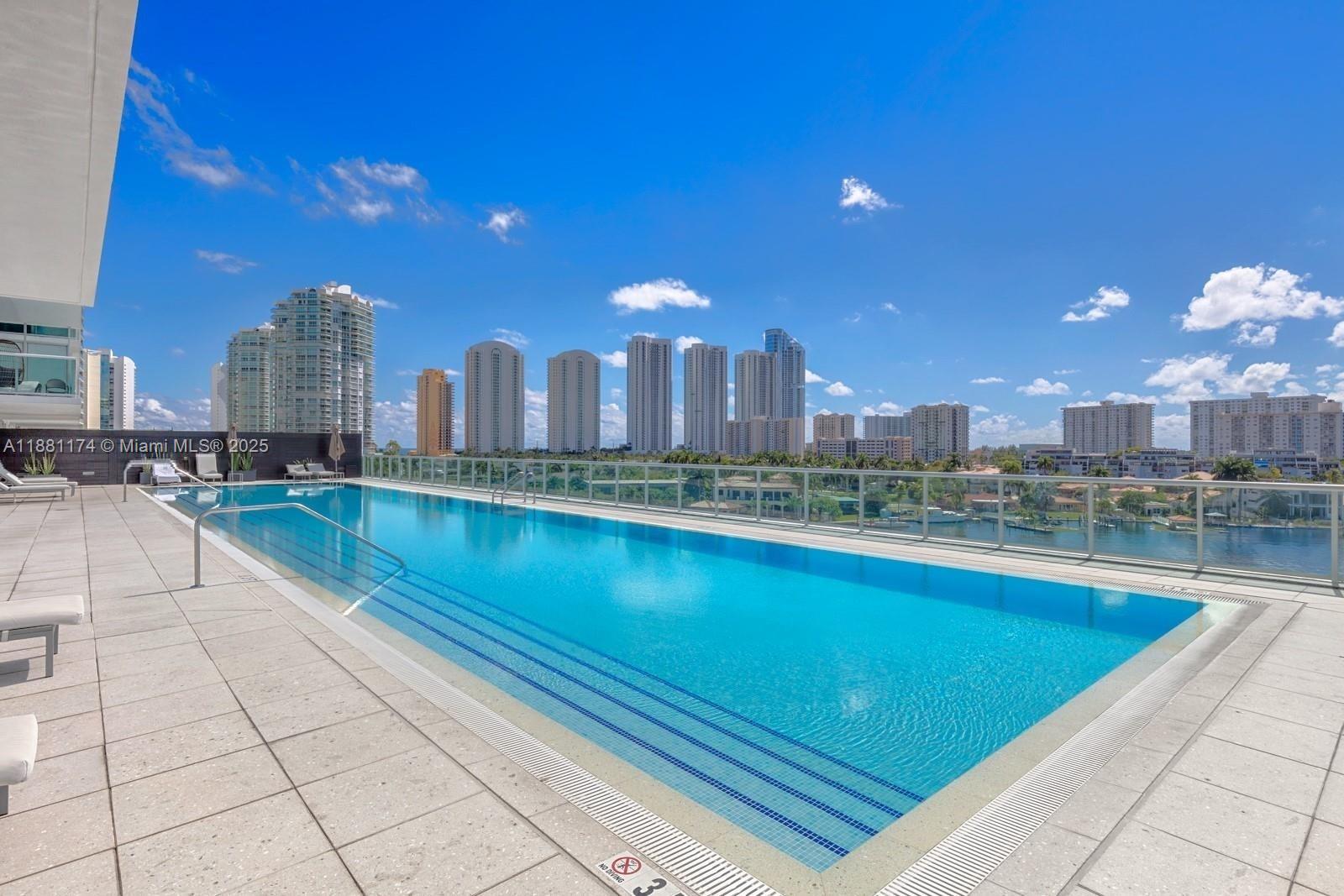 image 400 Sunny Isles Condo36
