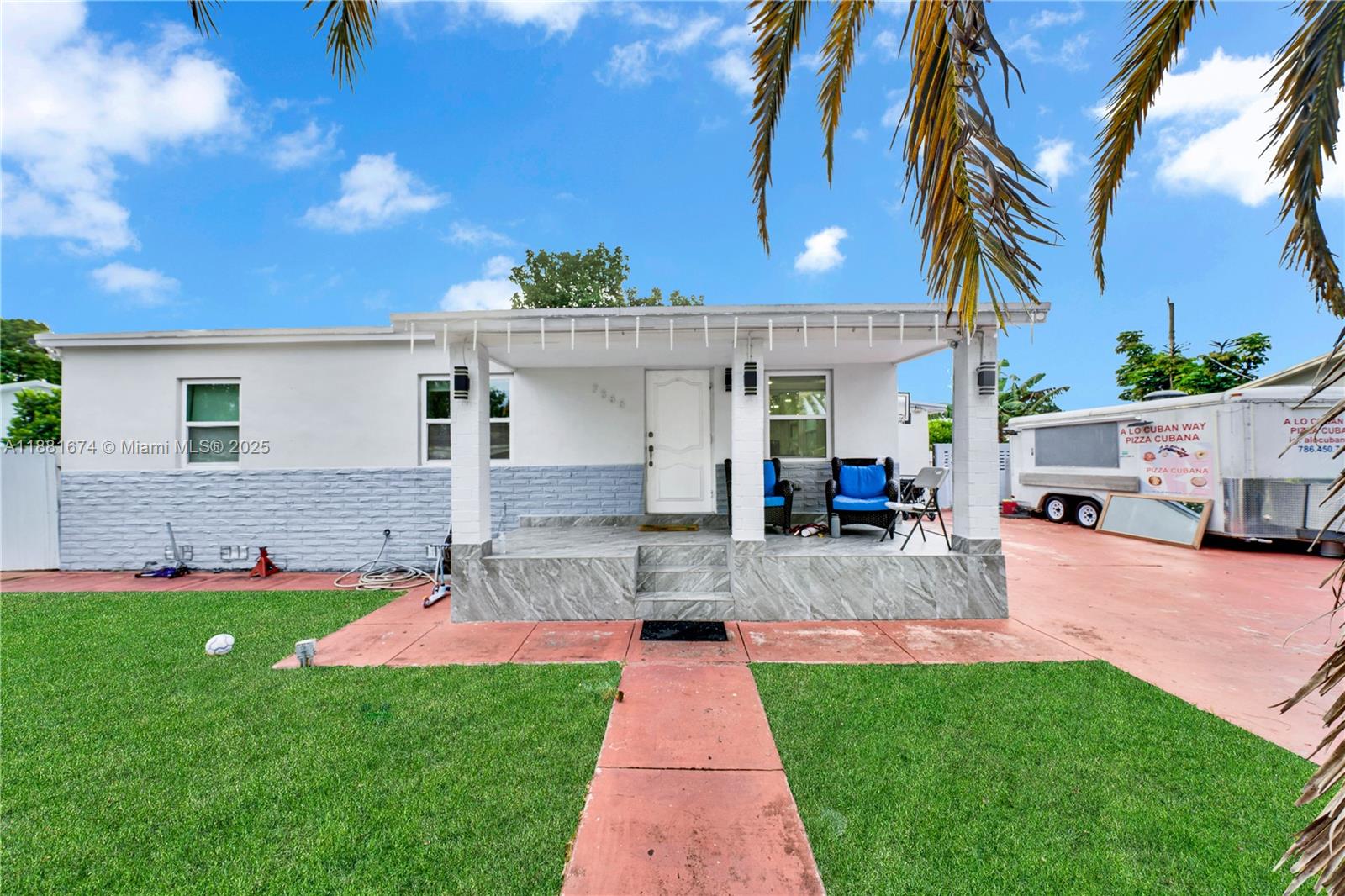 7385 SW 19th St Rd
