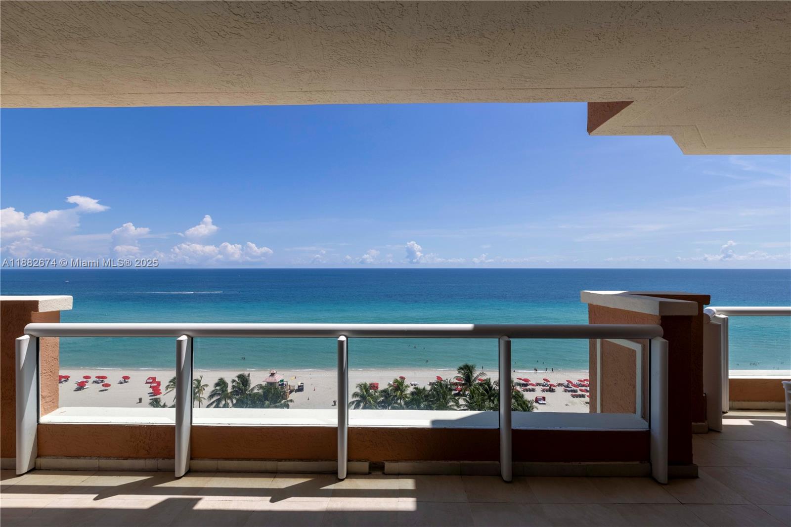 image Acqualina Ocean Residence10