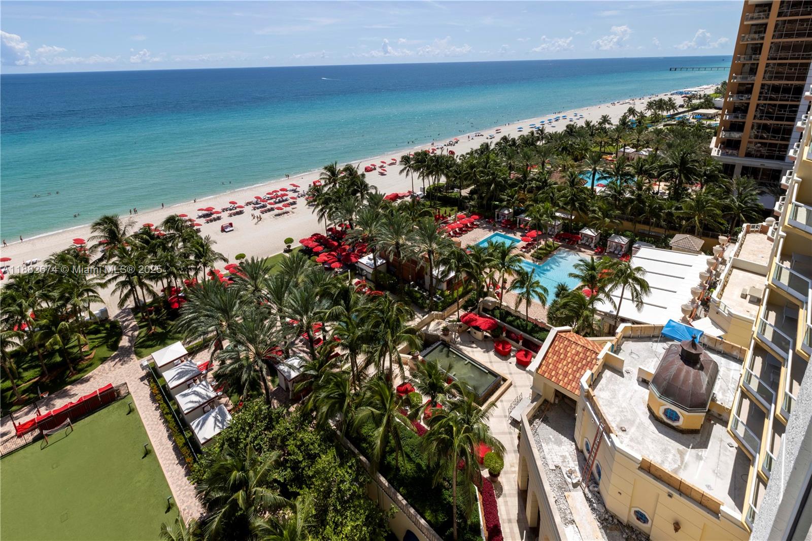 image Acqualina Ocean Residence13