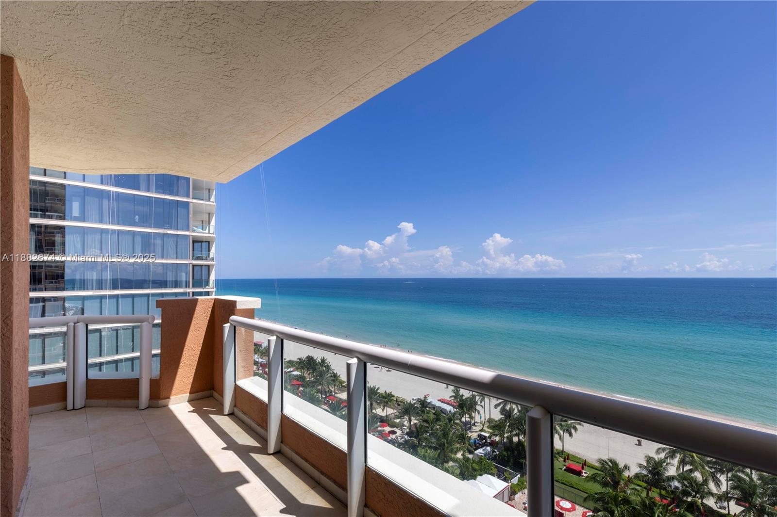 image Acqualina Ocean Residence1
