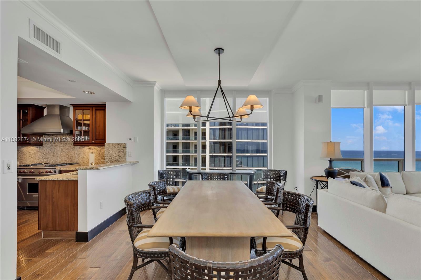 image Acqualina Ocean Residence5