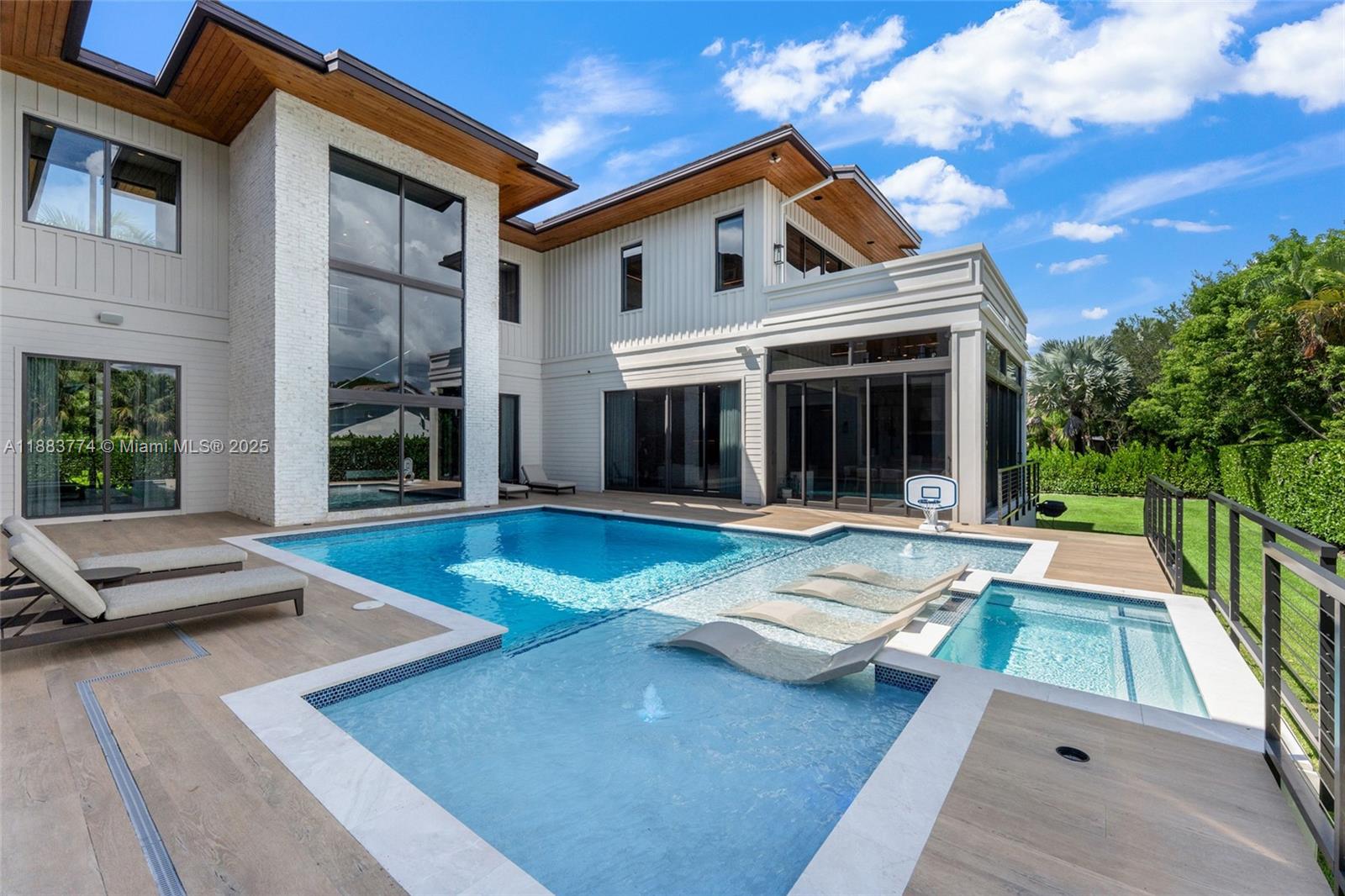 13120 Old Cutler Rd Pinecrest, FL 33156