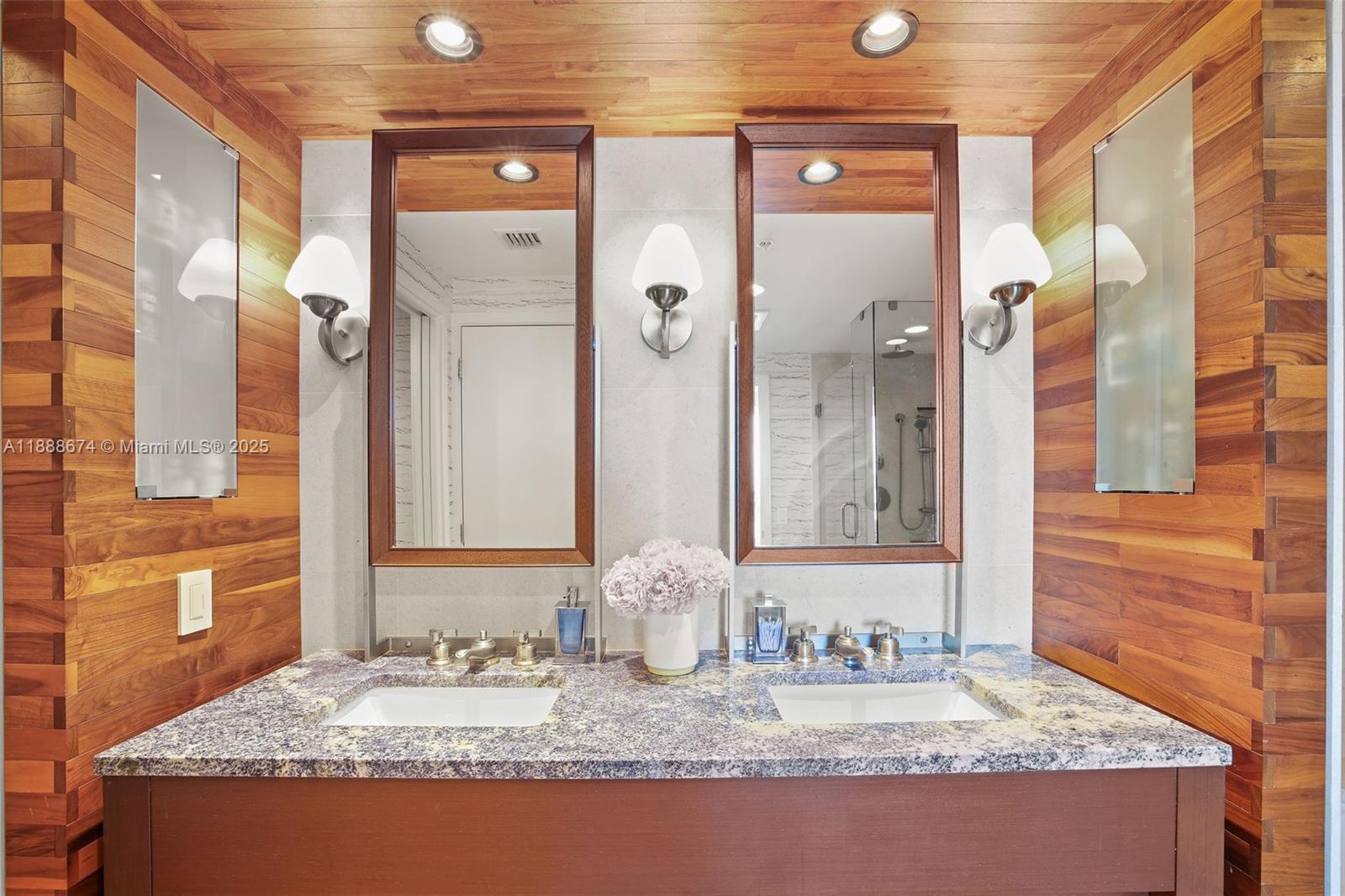 image Carillon Beach Condo14