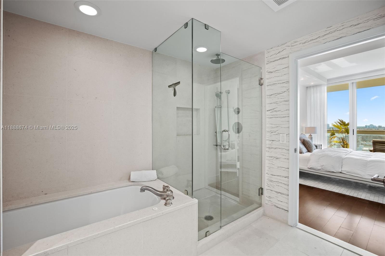 image Carillon Beach Condo15