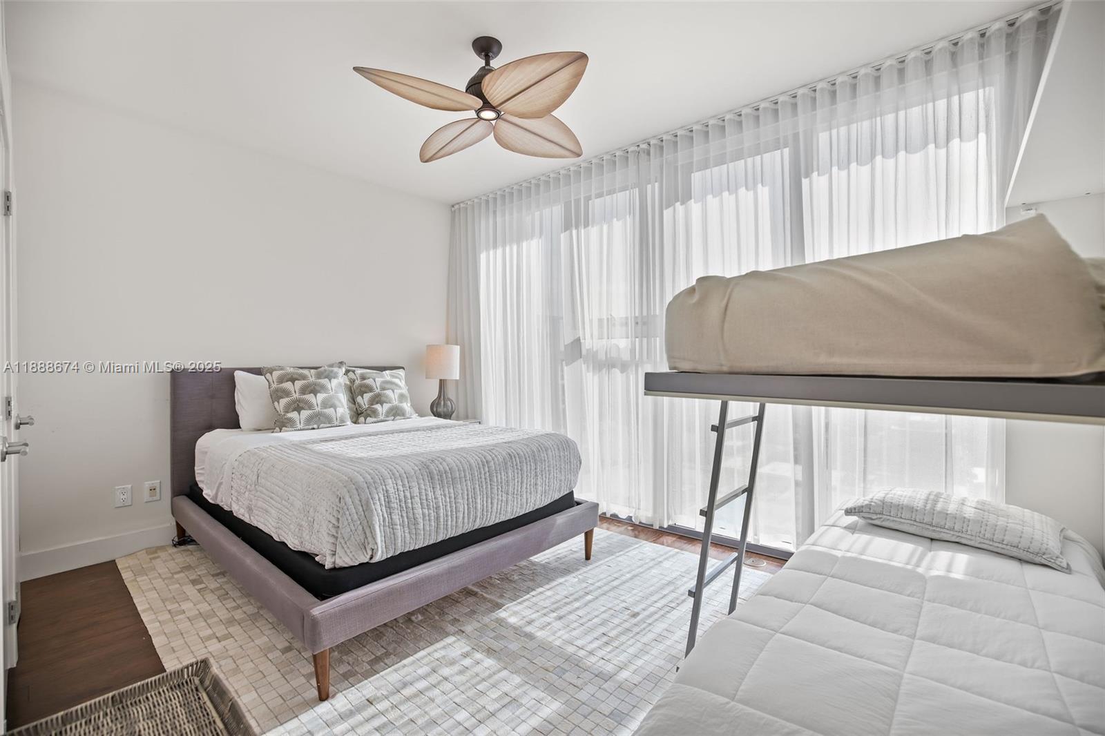 image Carillon Beach Condo16