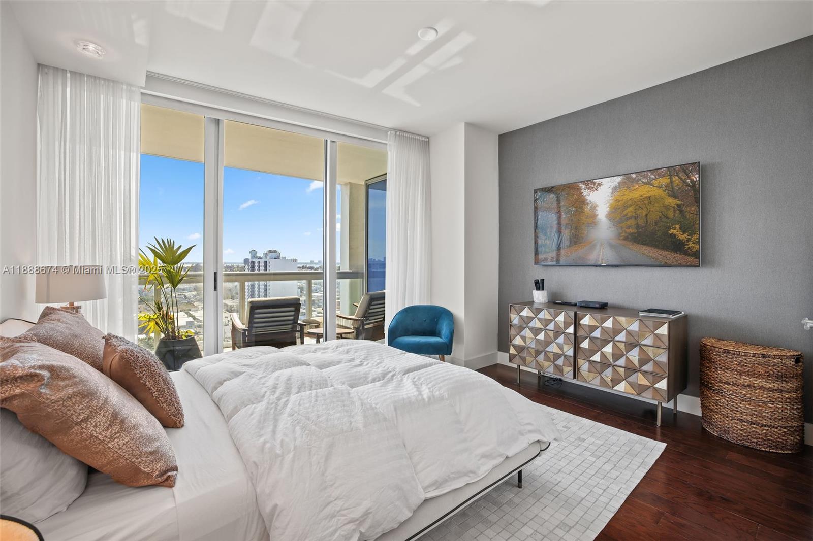 image Carillon Beach Condo7