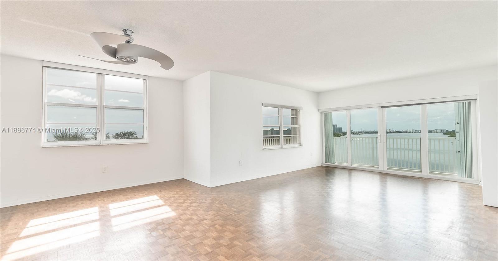 image Arlen House Condo2