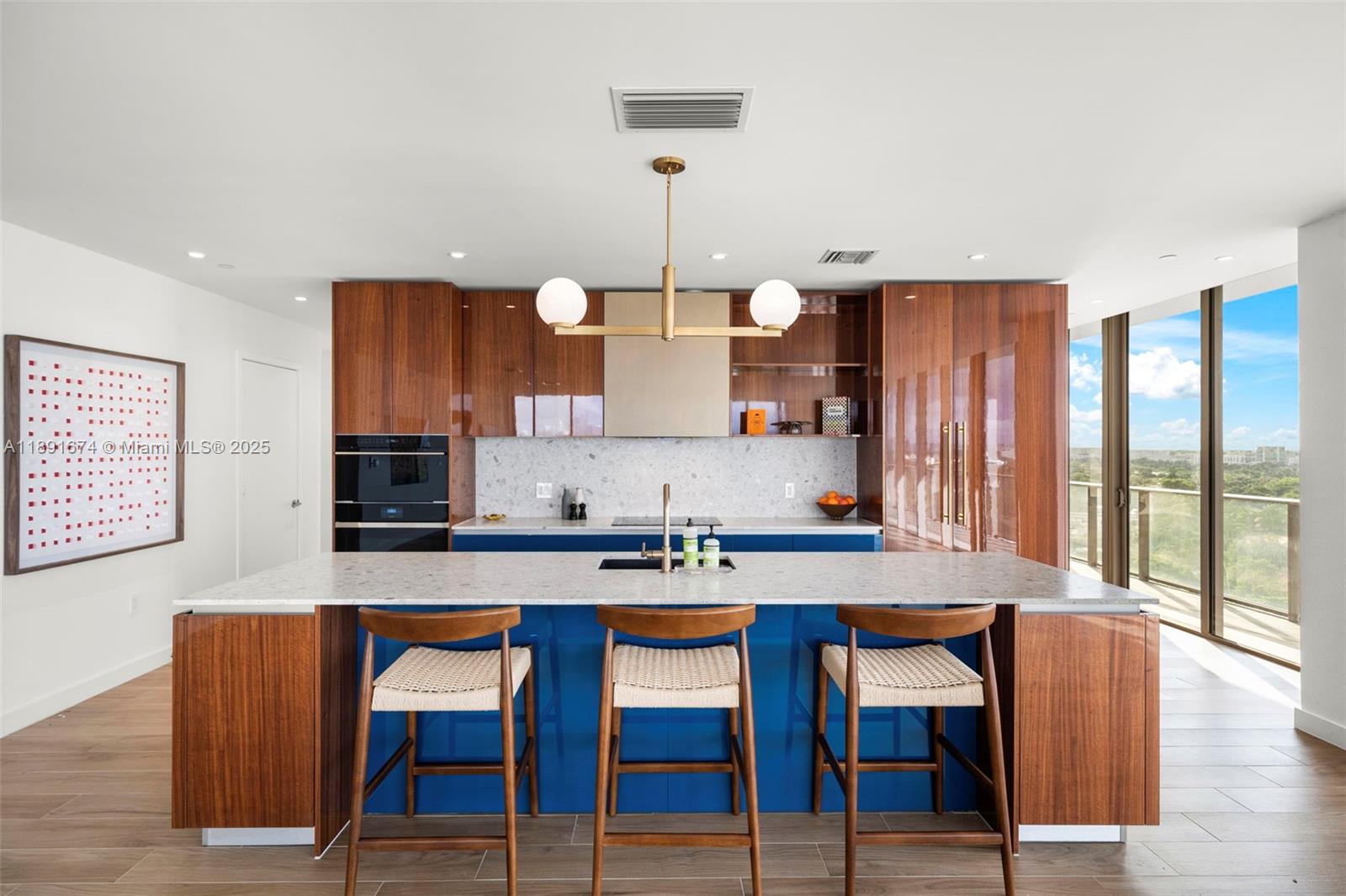 2678 Tigertail Ave #1101 Coconut Grove, FL 33133