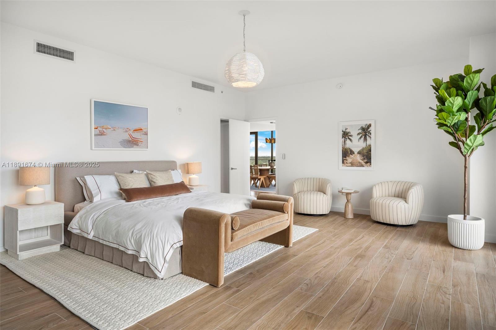 2678 Tigertail Ave #1101 Coconut Grove, FL 33133