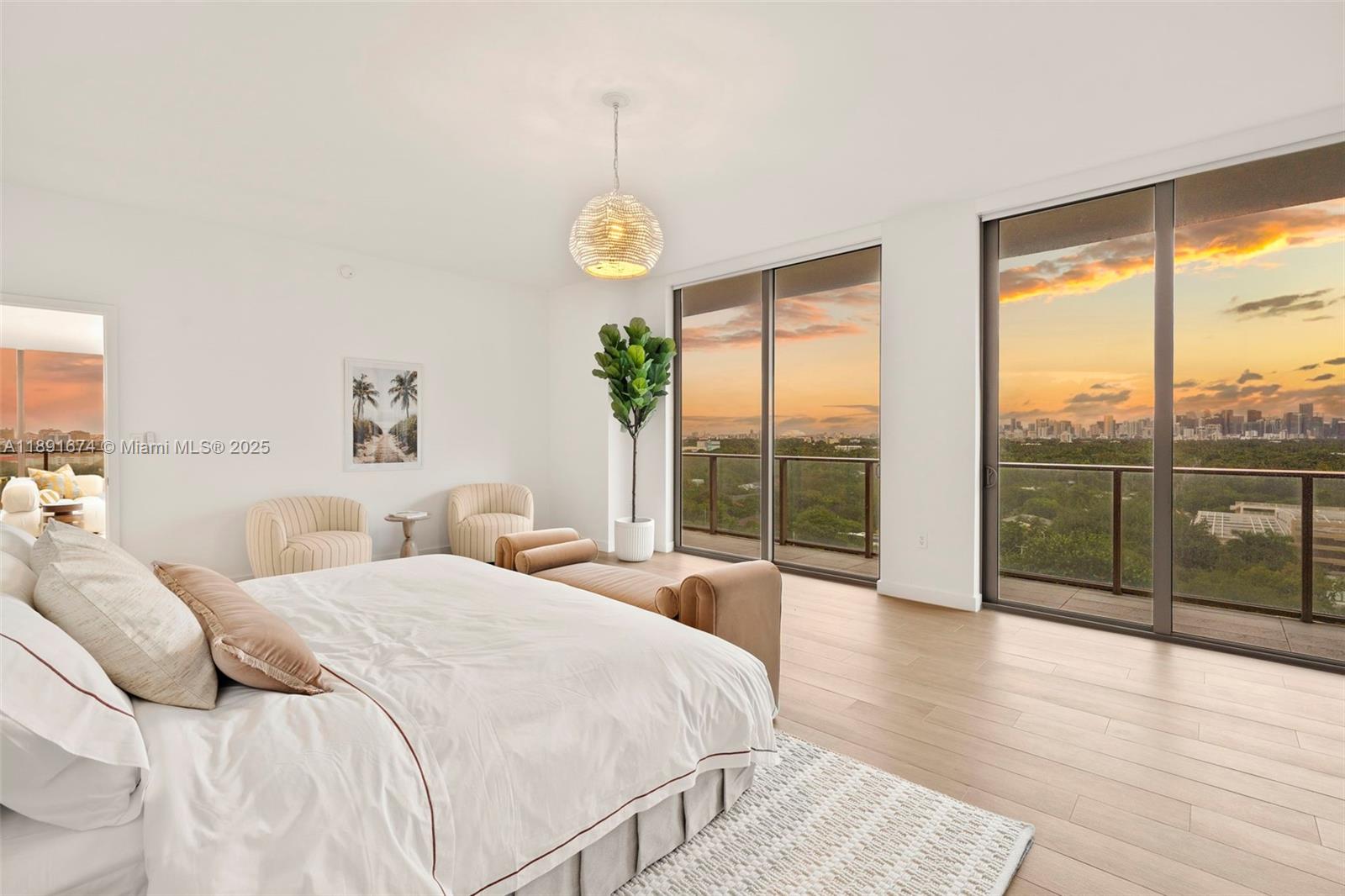 2678 Tigertail Ave #1101 Coconut Grove, FL 33133