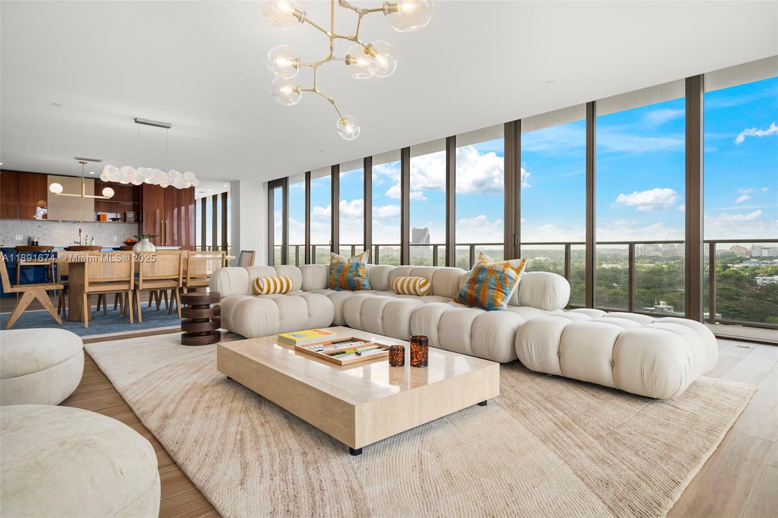 2678 Tigertail Ave #1101 Coconut Grove, FL 33133