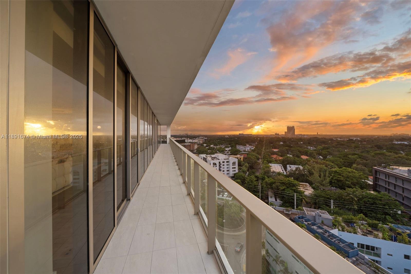 2678 Tigertail Ave #1101 Coconut Grove, FL 33133