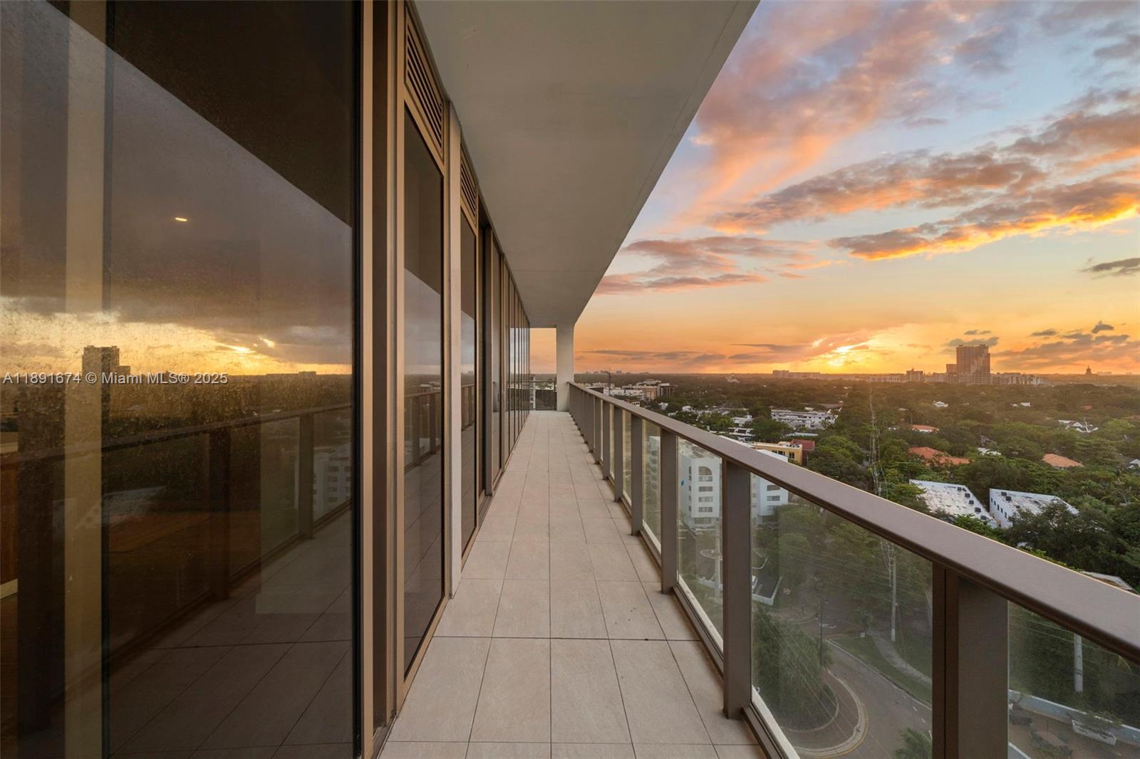 2678 Tigertail Ave #1101 Coconut Grove, FL 33133