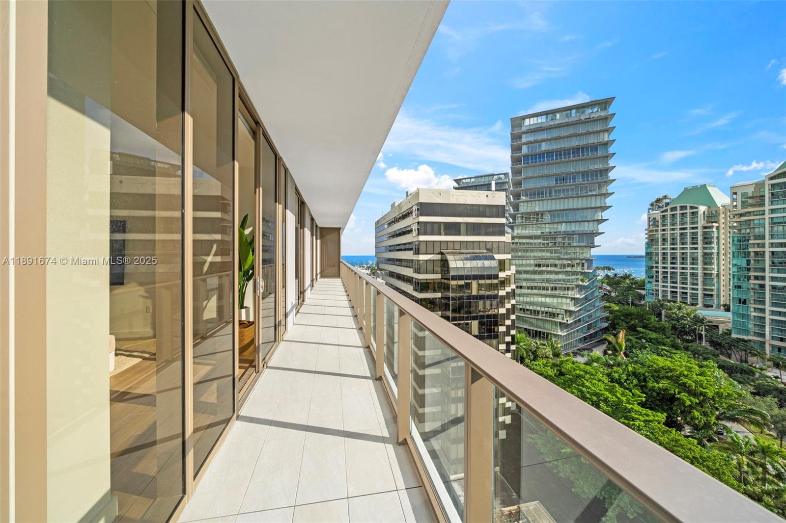 2678 Tigertail Ave #1101 Coconut Grove, FL 33133