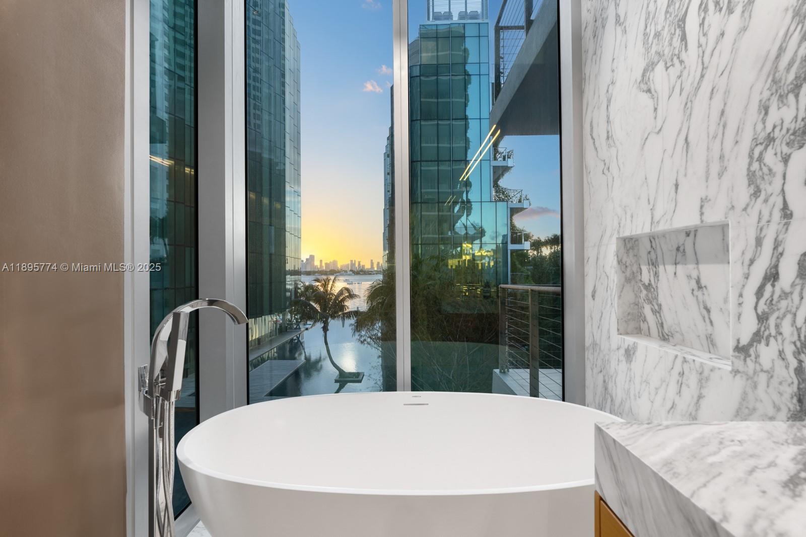 image Monad Terrace18