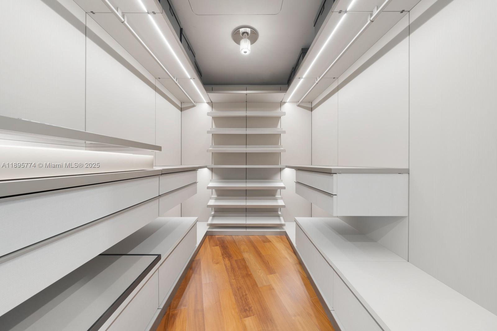 image Monad Terrace20