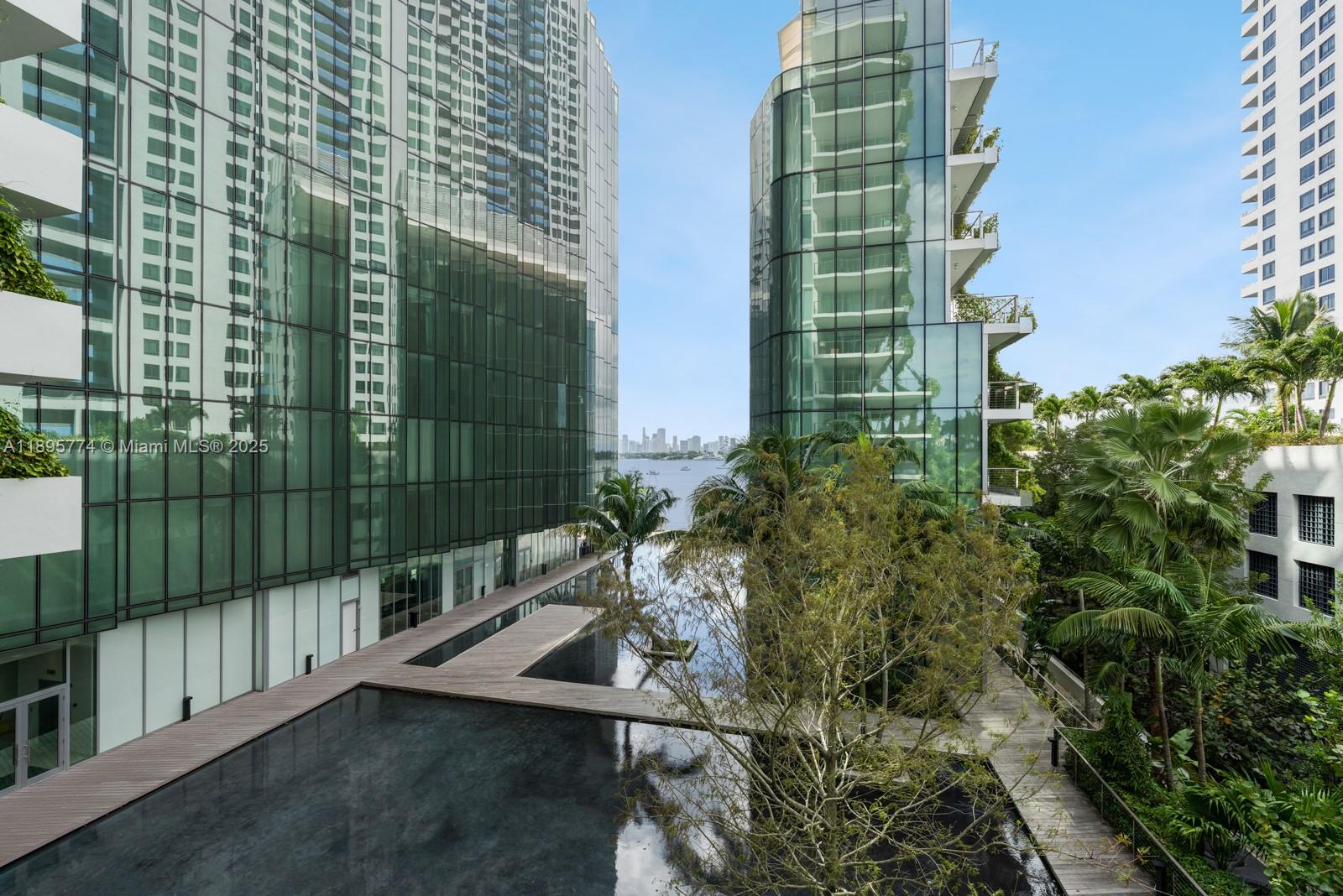 image Monad Terrace28