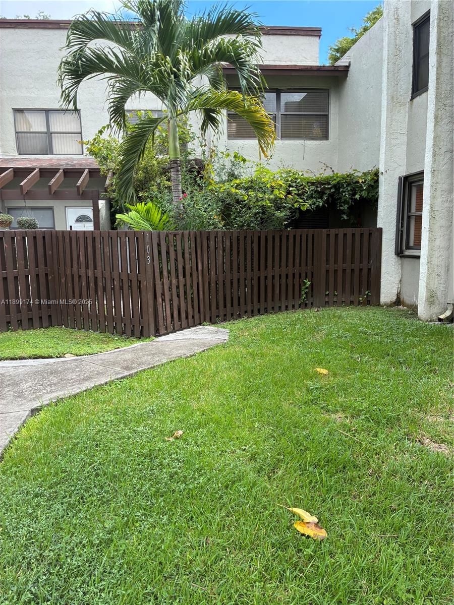 10010 NW 9th St Cir #103-6
