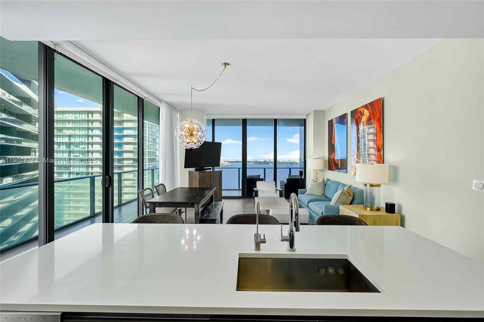 480 NE 31st St #4407 Miami, FL 33137