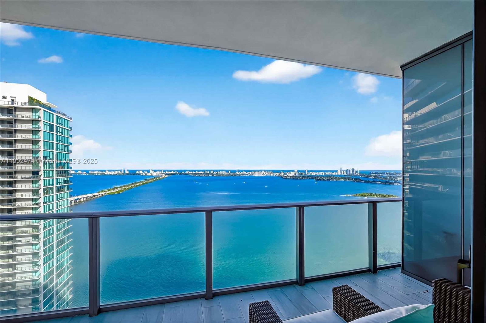 480 NE 31st St #4407 Miami, FL 33137