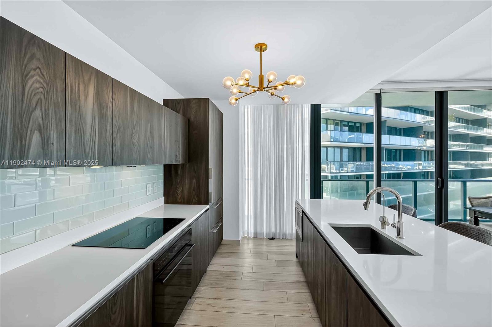 480 NE 31st St #4407 Miami, FL 33137