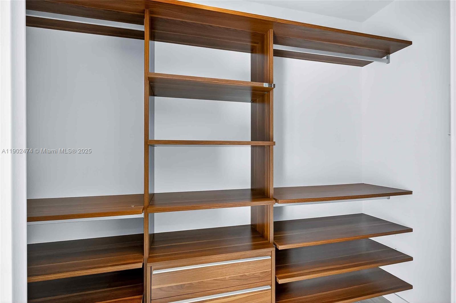 480 NE 31st St #4407 Miami, FL 33137