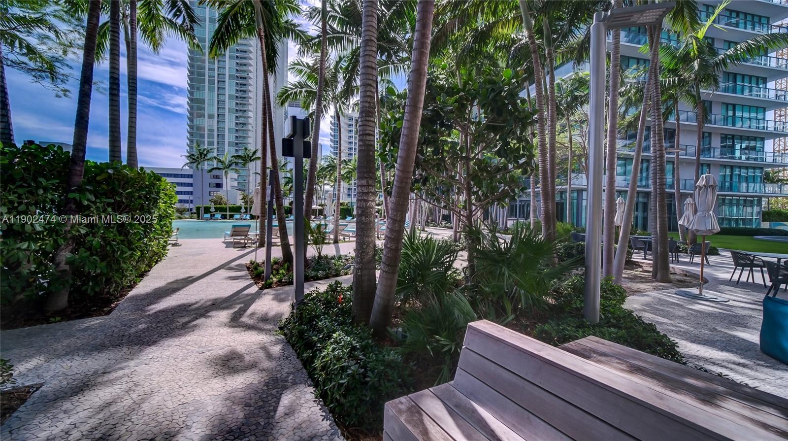 480 NE 31st St #4407 Miami, FL 33137