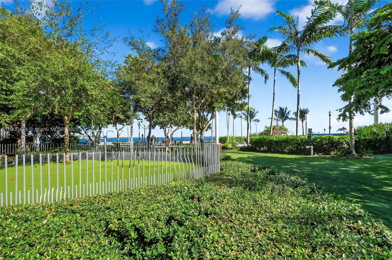 480 NE 31st St #4407 Miami, FL 33137