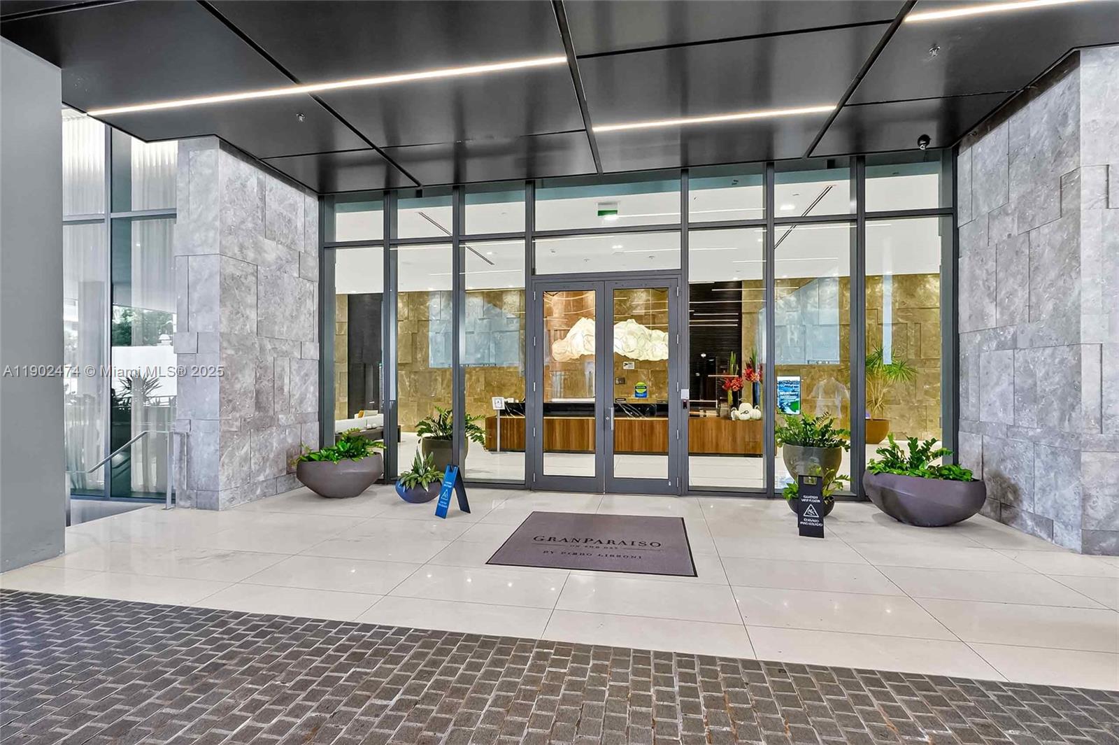 480 NE 31st St #4407 Miami, FL 33137