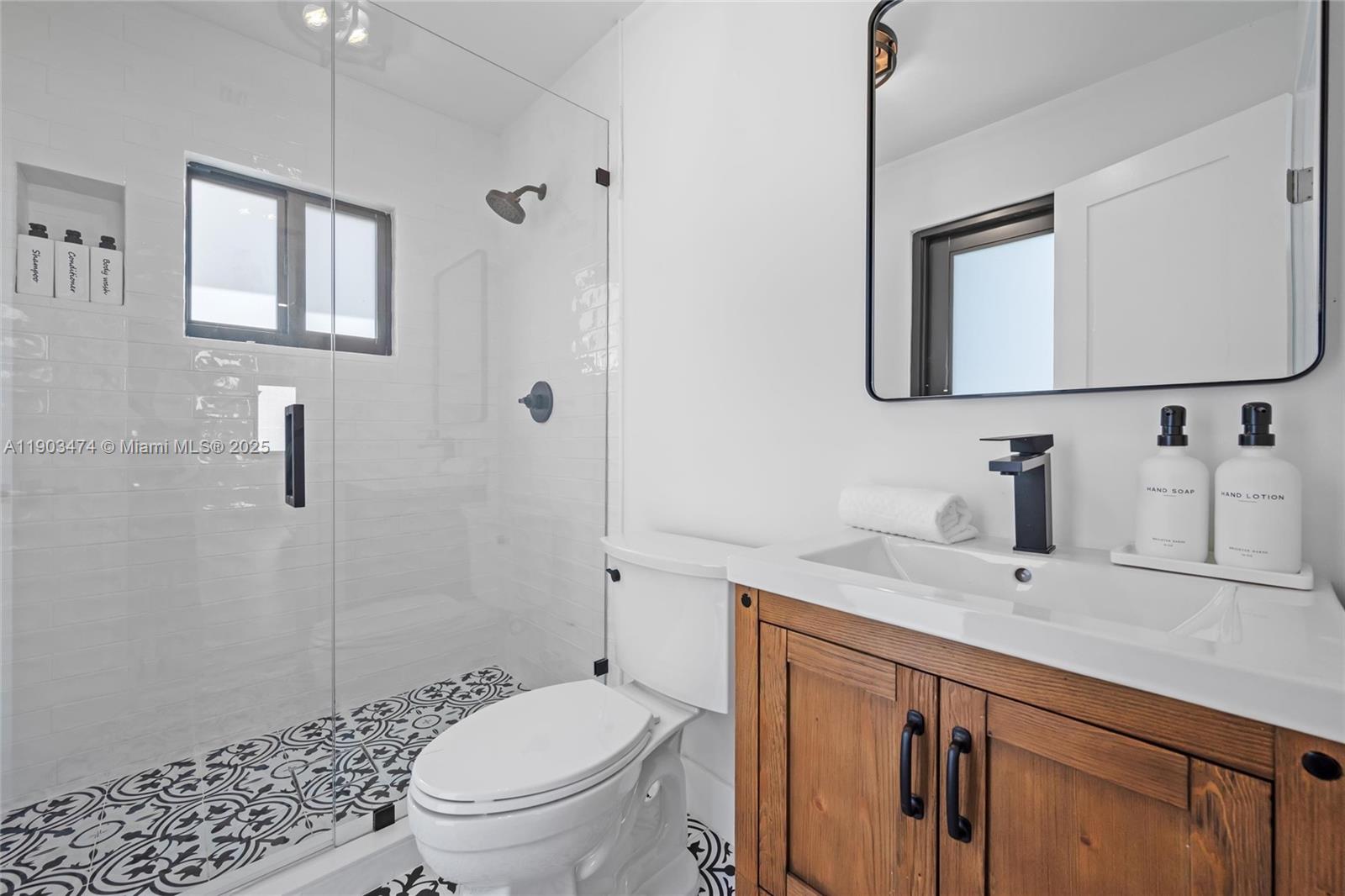 2735 SW 65th Ave Miami, FL 33155 2735 SW 65th Ave Miami, FL 33155