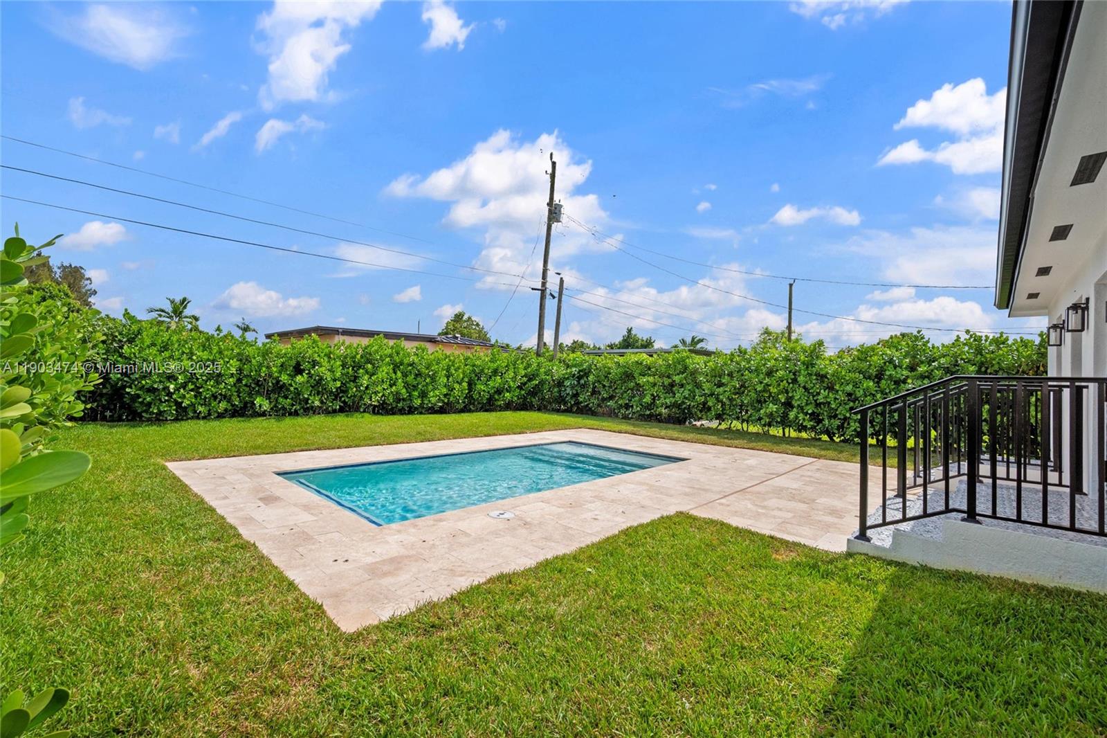 2735 SW 65th Ave Miami, FL 33155 2735 SW 65th Ave Miami, FL 33155