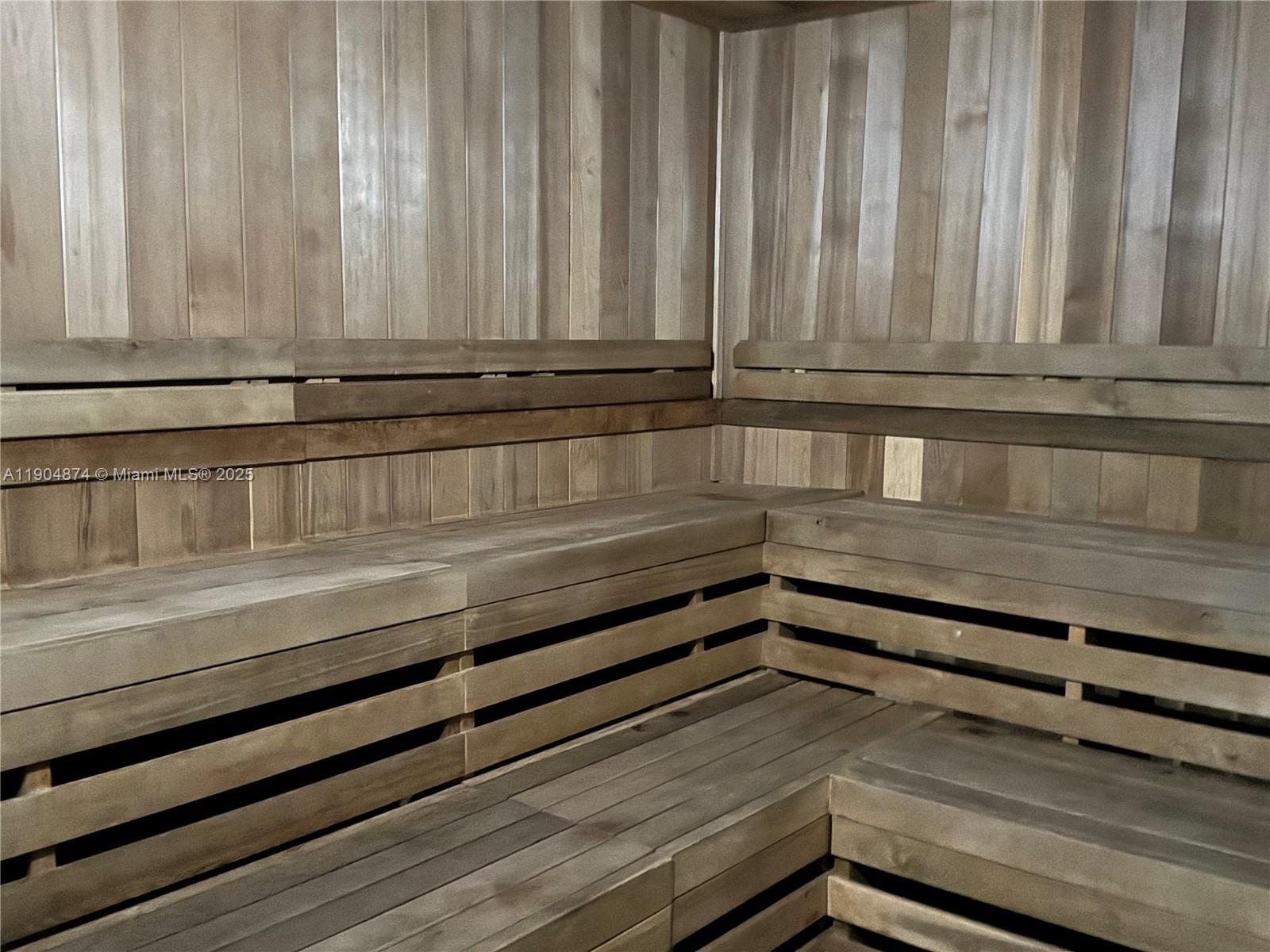 image Canvas Condo19