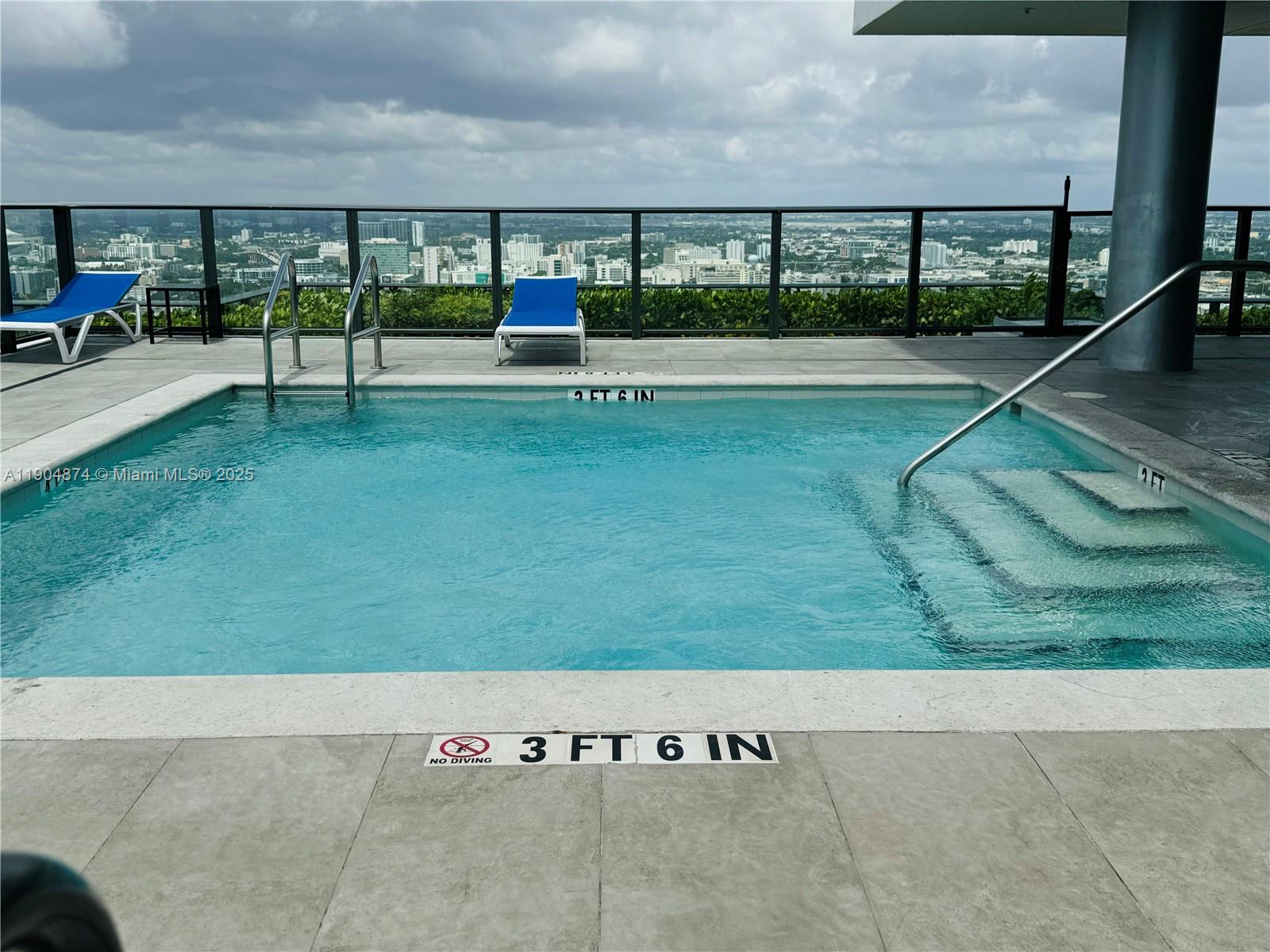 image Canvas Condo26