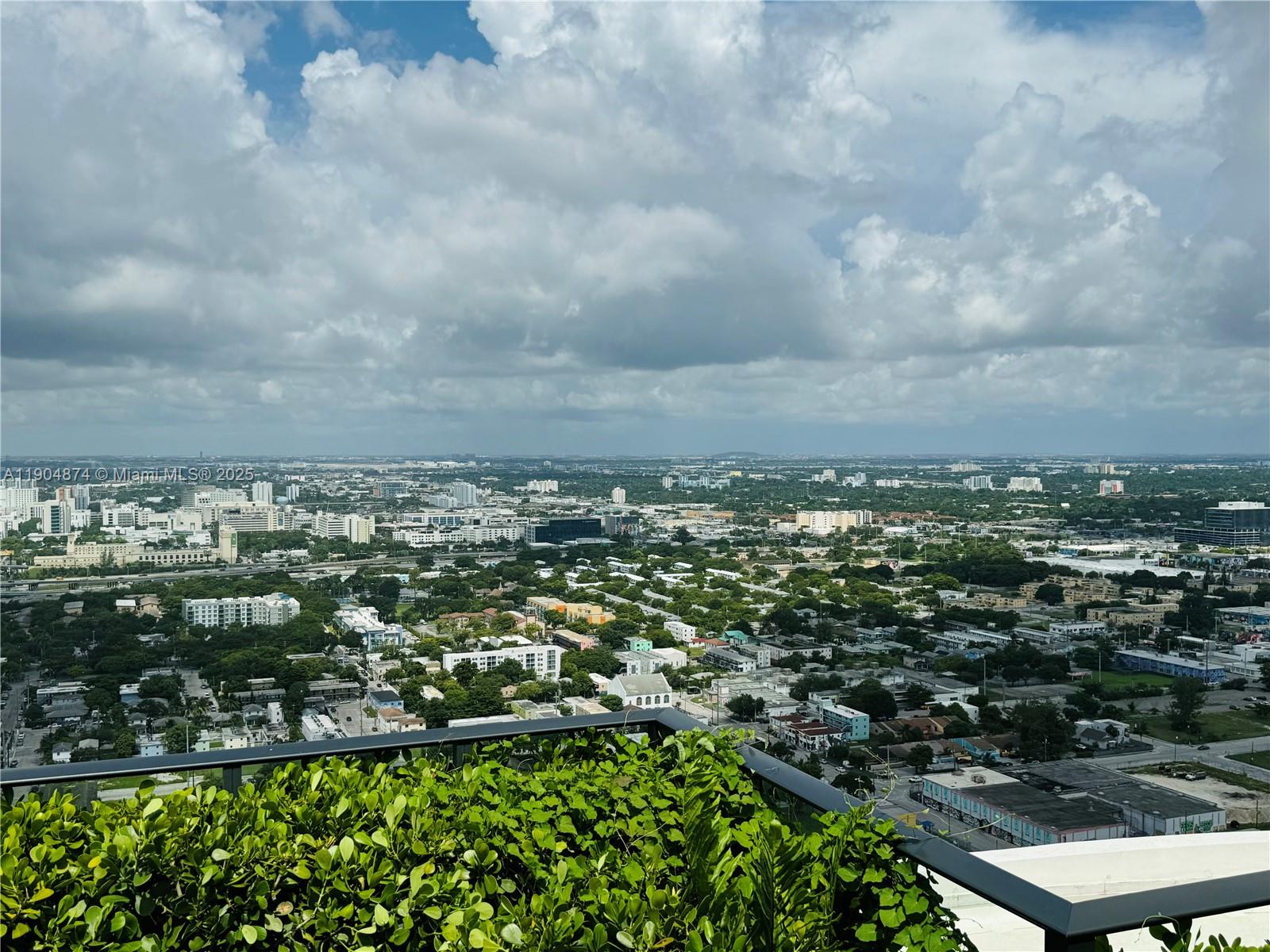 image Canvas Condo27