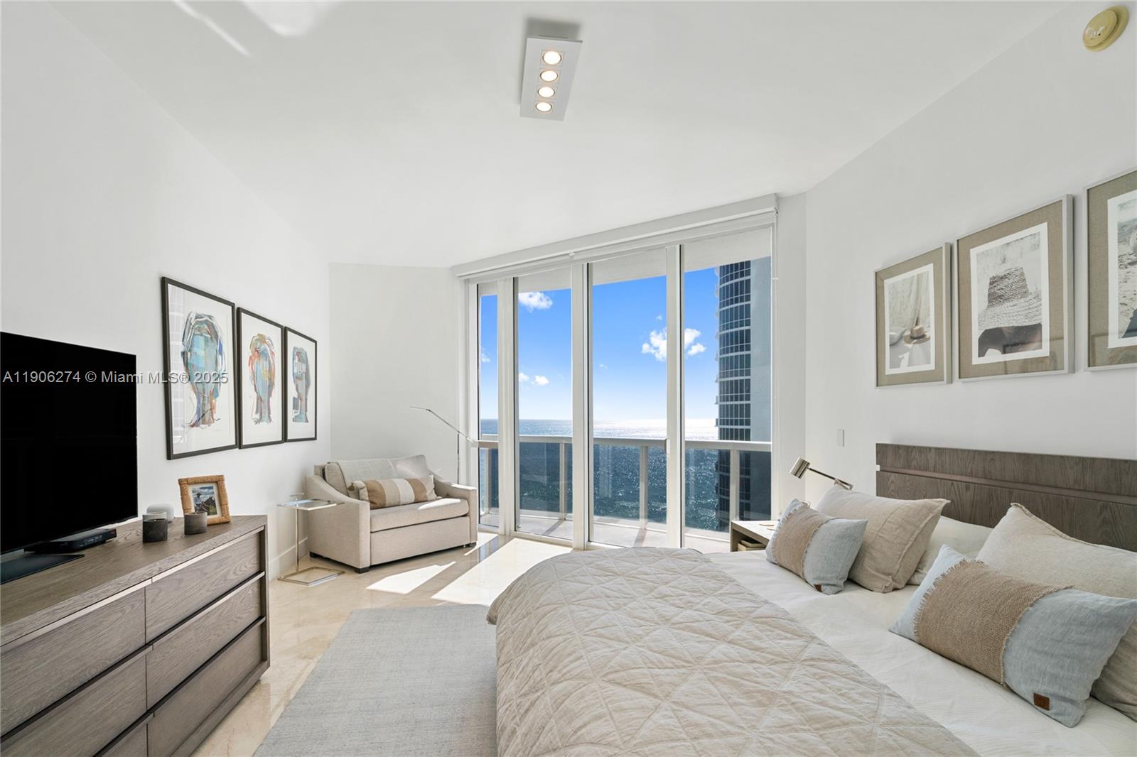 15901 Collins Ave #1206 Sunny Isles Beach, FL 33160