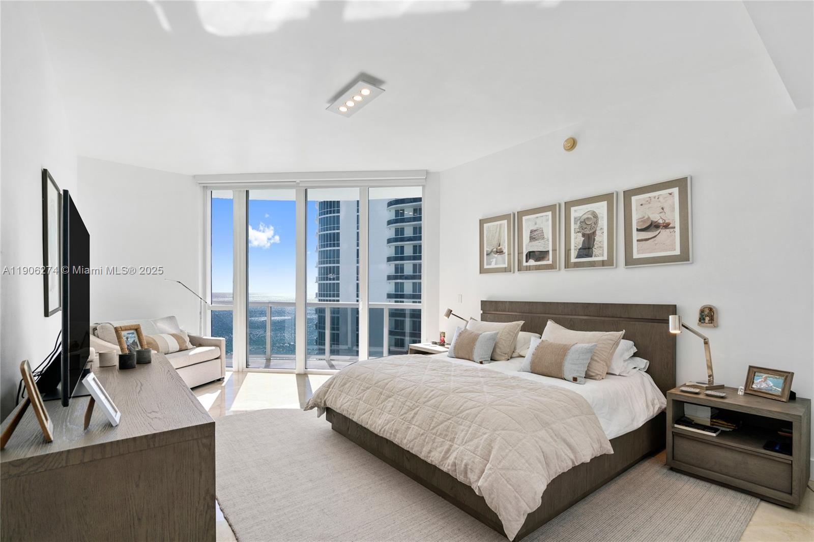 15901 Collins Ave #1206 Sunny Isles Beach, FL 33160