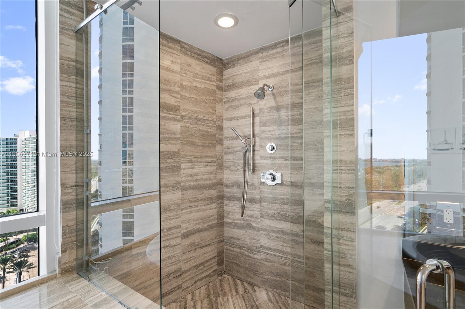 15901 Collins Ave #1206 Sunny Isles Beach, FL 33160