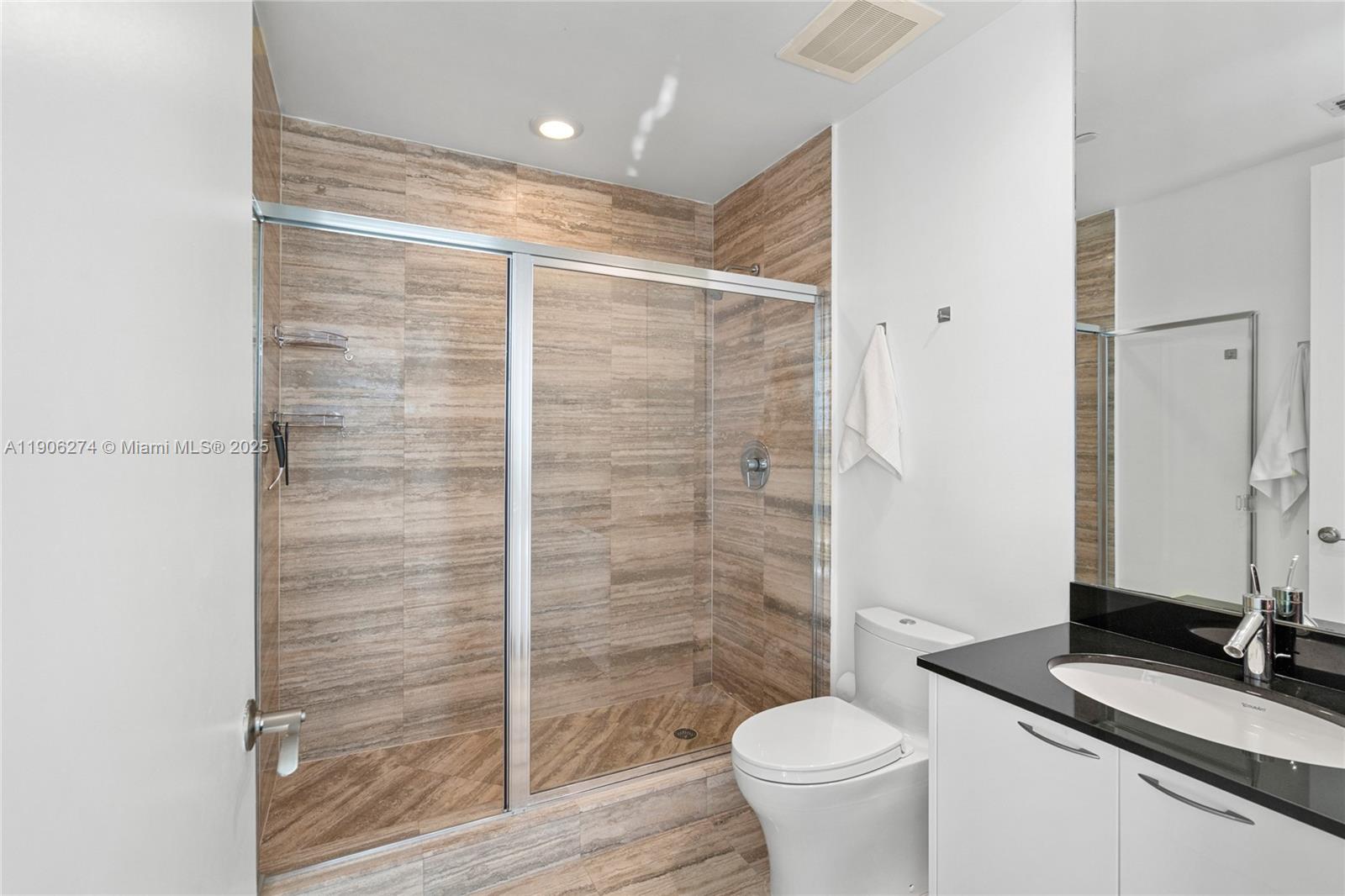 15901 Collins Ave #1206 Sunny Isles Beach, FL 33160