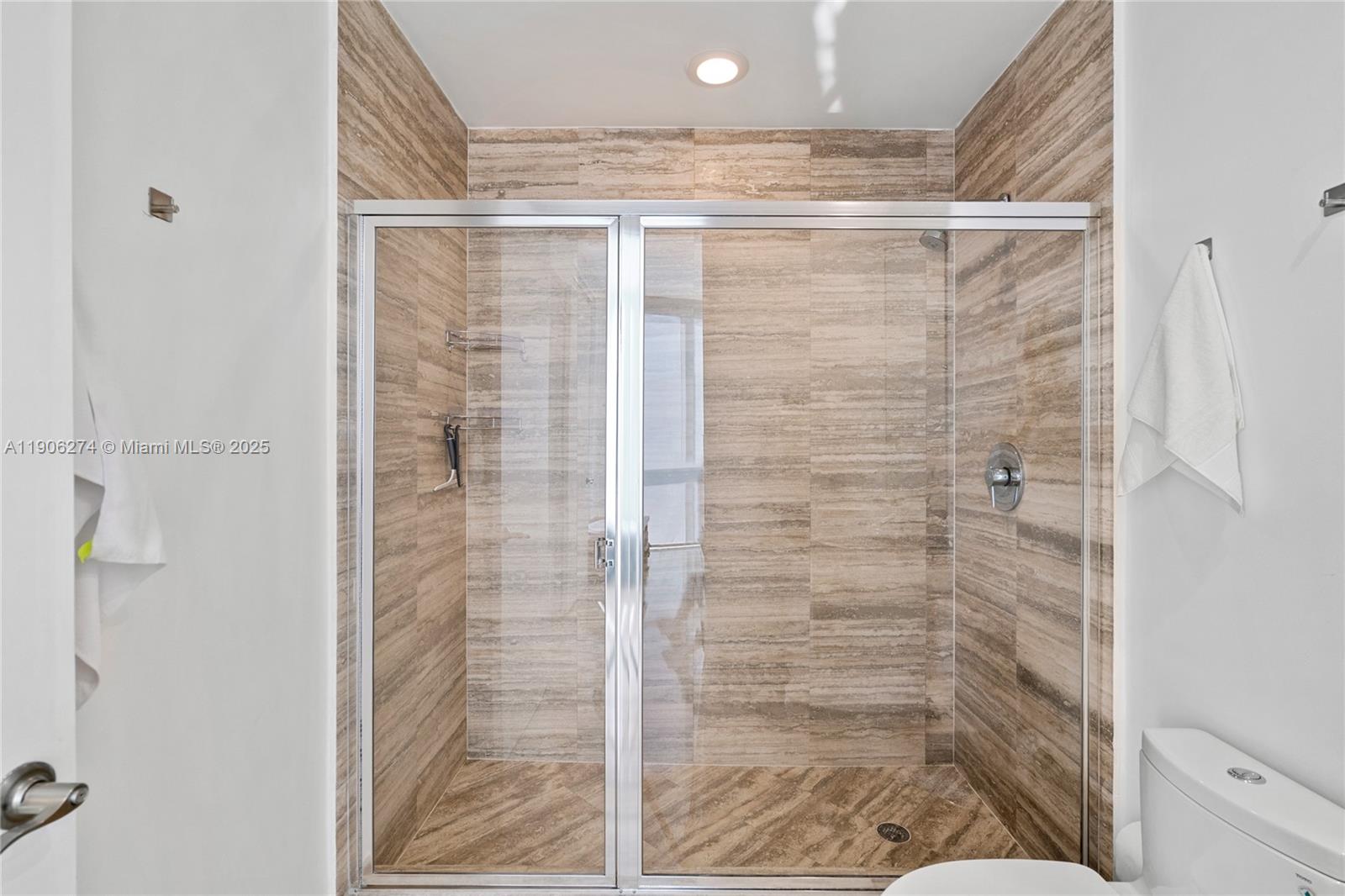 15901 Collins Ave #1206 Sunny Isles Beach, FL 33160