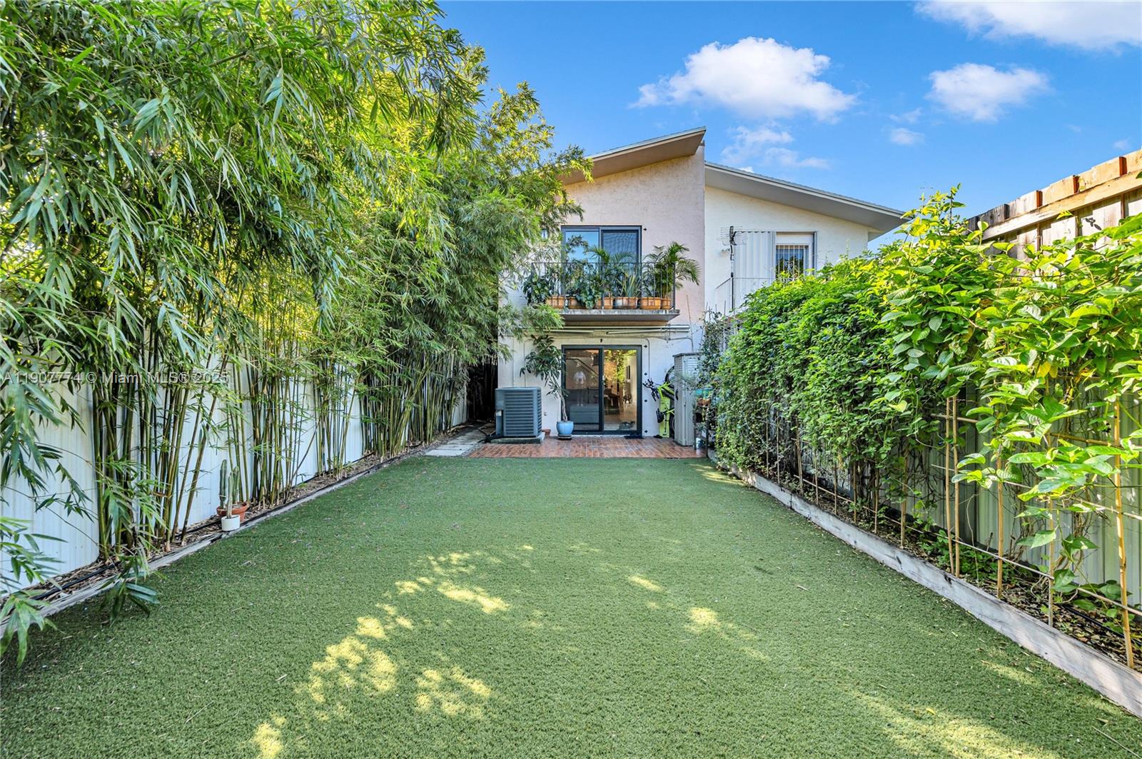 2965 SW 25th Ter #2965